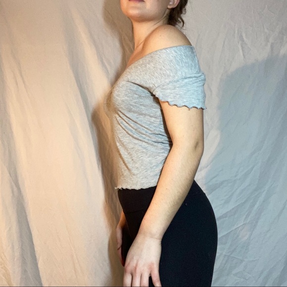 Grey top - Picture 4 of 4